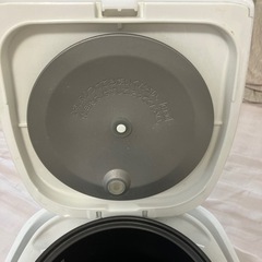 炊飯器　3合炊　マイコン式の画像