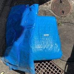 ブルーシートの画像