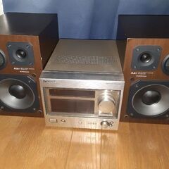 ジャンク！　一応使えます。パイオニアチューナーアンプ+スピーカーの画像