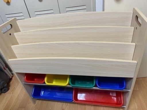 本棚　おもちゃラック