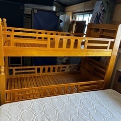 2段ベッド　幅108　長さ218　高さ172ｃｍ