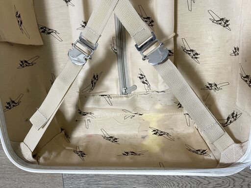 リモワ×アローズ限定 35L 機内持込 2輪自立 サルサ　エクリュ エッセンシャル キャビン
