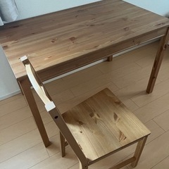 木製　ダイニングテーブル　椅子セットの画像