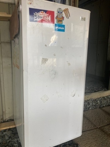 ストッカー　冷凍庫　フリーザー