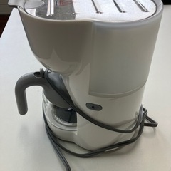 コーヒーメーカー（デロンギ）の画像