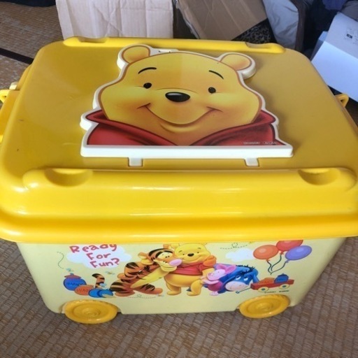 ぷーさんオモチャいれ中古