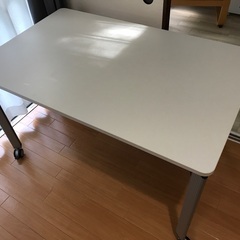 イトーキ 机