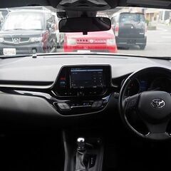 【自社ローン】C-HR HV 1.8 S☆最長３６回払い！ブラックの方でもOK！保証人・頭金なしでも可能☆の画像