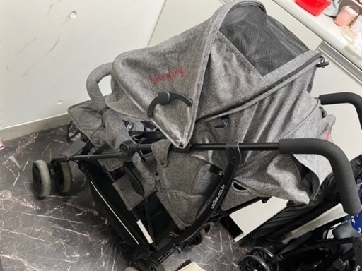 【値下げしました】2人乗り　ベビーカー　双子　年子