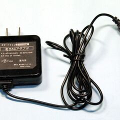 スマホ充電器・黒