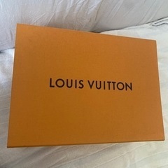 VUITTON 空き箱　35.5×25.5×12.5㎝