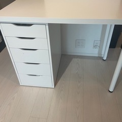 IKEA デスクセット（引き出し 天板 脚）の画像