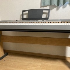 YAMAHA製電子ピアノ　中古　DGX-630（2010年後半購入）の画像
