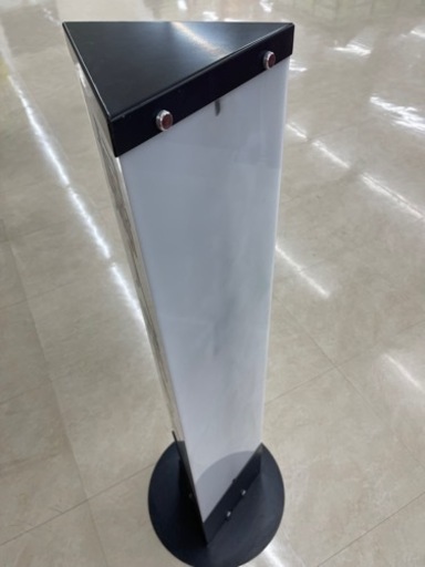 室内スタンド看板照明付き