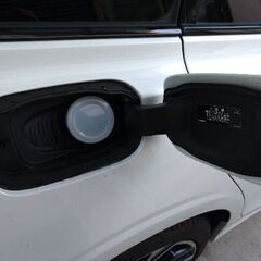 🌕️🔴🔵これいいね🌕️🔵🔴給油口カバー♥️ボルボ♥XC60、V60 、S60の画像