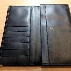 dunhillメンズ二つ折り財布の画像