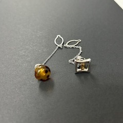 【無料】タイタックピン2個①