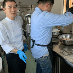 販売部門スタッフの募集【仕込み・配送・店舗スタッフ・マーケティング業務】の画像