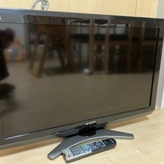 液晶テレビ　シャープ　32インチ　B-CASあり