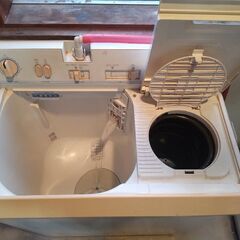 😀ナショナルの２槽式洗濯機🧺期間限定品!の画像