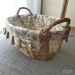 【無料】4段ラタンチェスト＆かごの画像