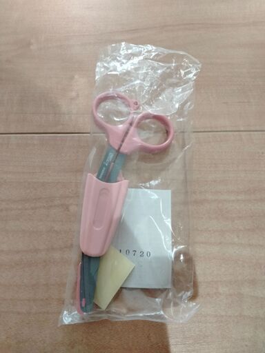 医療用はさみ（ポケットフックタイプケース付）
