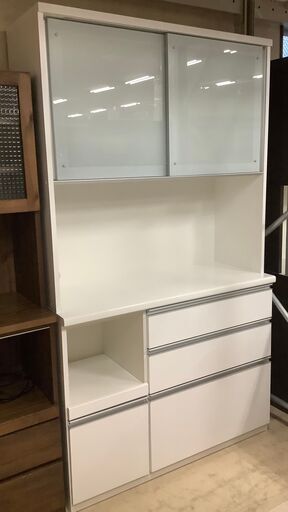 松田家具 レンジボード 食器棚 ハイタイプ ホワイト【ユーズドユーズ名古屋天白店】J2499