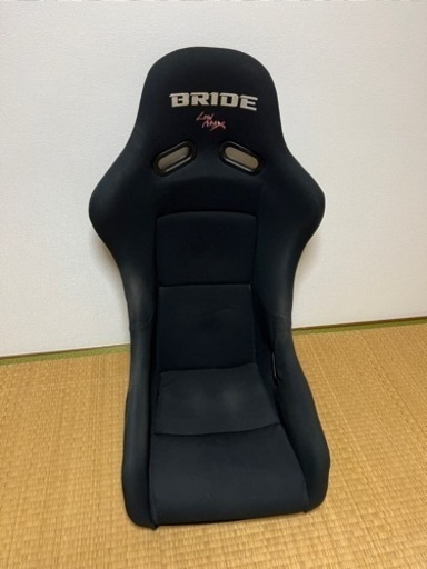 ブリッド　フルバケットシートVIOS III SPORT