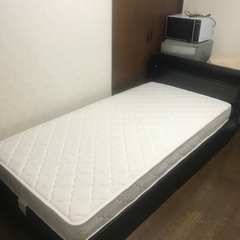 【無料】シングルベッド取りに来られる方に差し上げます。
