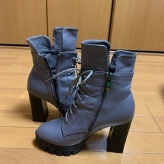 靴6　グレーの画像