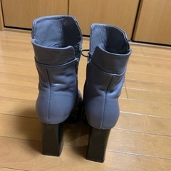 靴6　グレーの画像