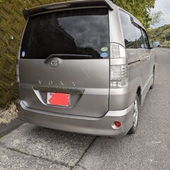 「　商談中！　」今月限定価格！　車検は１年以上有り！　トヨタ　ヴ...