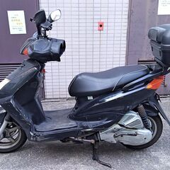 ヤマハ シグナス125 ＆ スズキ アドレスV125 スクーター２台【バイク】【車体】の画像