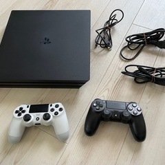 プレステ4本体＋コントローラー2個セット
