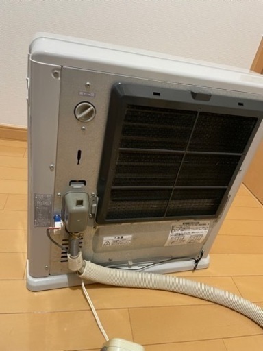 値下げ！CORONA温水ルームヒーター