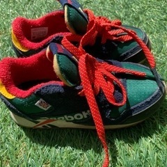 キッズ　リーボック　シューズ　14の画像