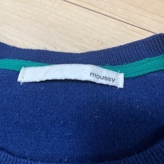 【MOSSY】ショート丈ニットの画像