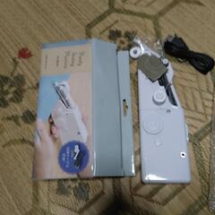 ハンドミシン新品です。
