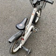 子どもと一緒に自転車も成長！2歳から使える押し手棒・補助輪付き自転車 🇮🇹FIAT🚲の画像
