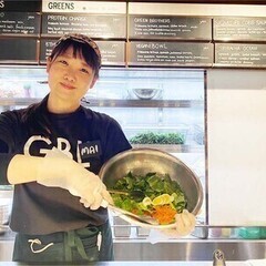 ゆったり働く☆サラダ専門店《駅直結》高校生同時給＆未経験歓迎◎週...