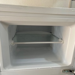 国領駅【4/17 12時ごろ希望】　ハイセンス　120l HR-B1202 冷蔵庫の画像