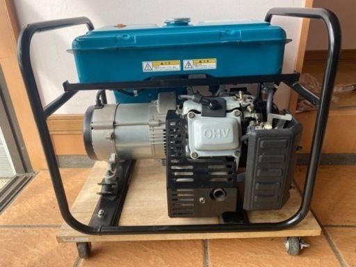 SUZUKI 発電機 SV2300H　美品