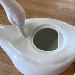 白鳥のティーポットの画像