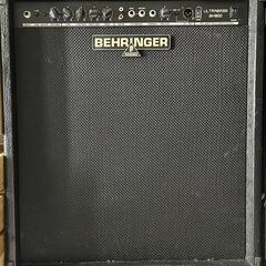 BEHRINGER Ultrabass BX1800　ベースアンプの画像