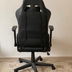 ゲーミングチェアの画像