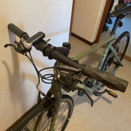 Bianchi Roma4 カーキ