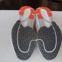 アシックスランニングシューズ(TJL519)  22.5cmの画像