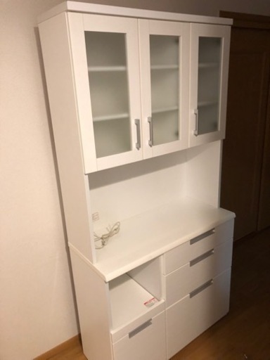 食器棚　ニトリ