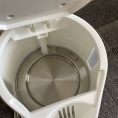 ニトリ  電気ケトル白色の画像