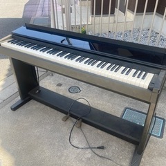 電子ピアノ　YAMAHA  ヤマハ　Clavinova   cvp-8